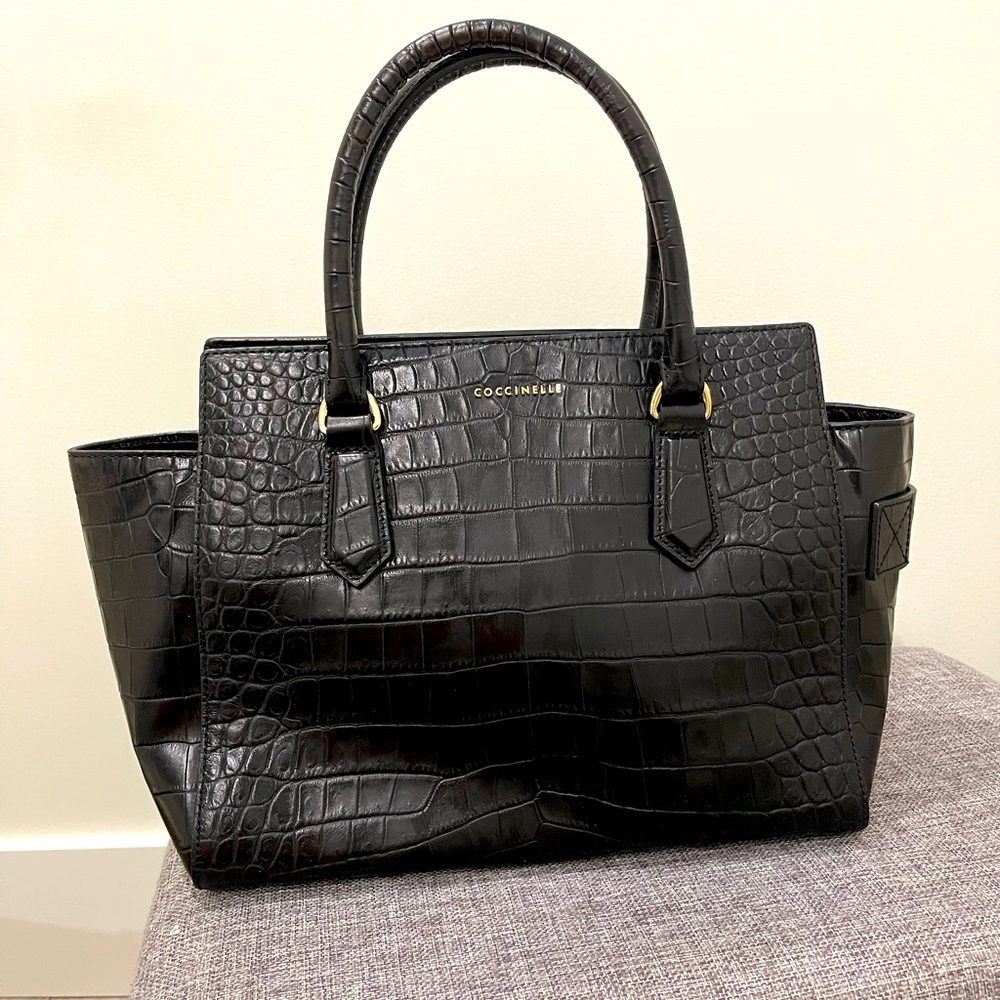 Brand new Coccinelle leather handbag w/cross body strap